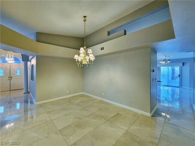 Building Photo - 3376 Tiara Point Cir