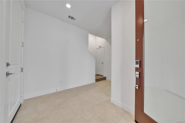 Building Photo - 129 Biome