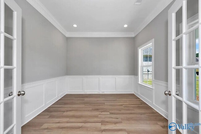 Building Photo - 16535 Hamilton Pl