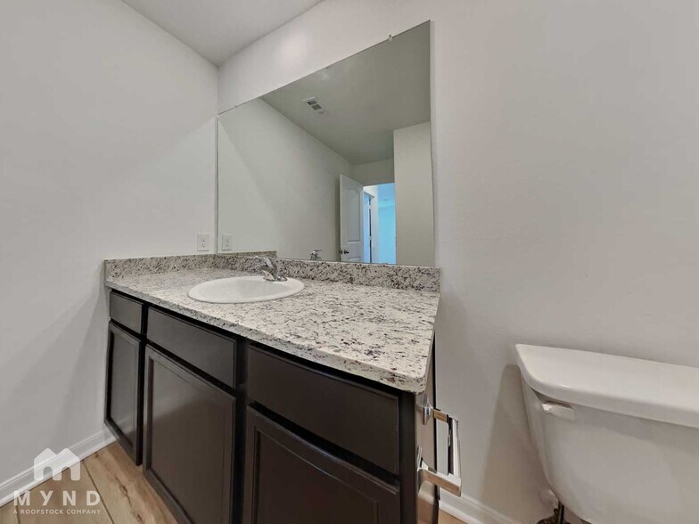 Building Photo - 10830 Quinn Ct