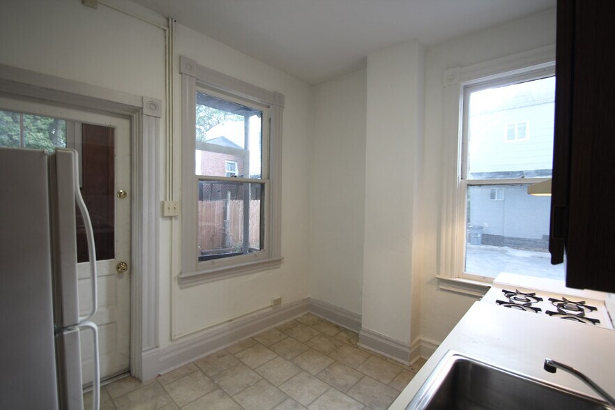 Building Photo - 513 Mifflin Ave