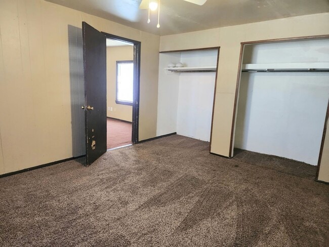Building Photo - 1234 N Abilene Ave