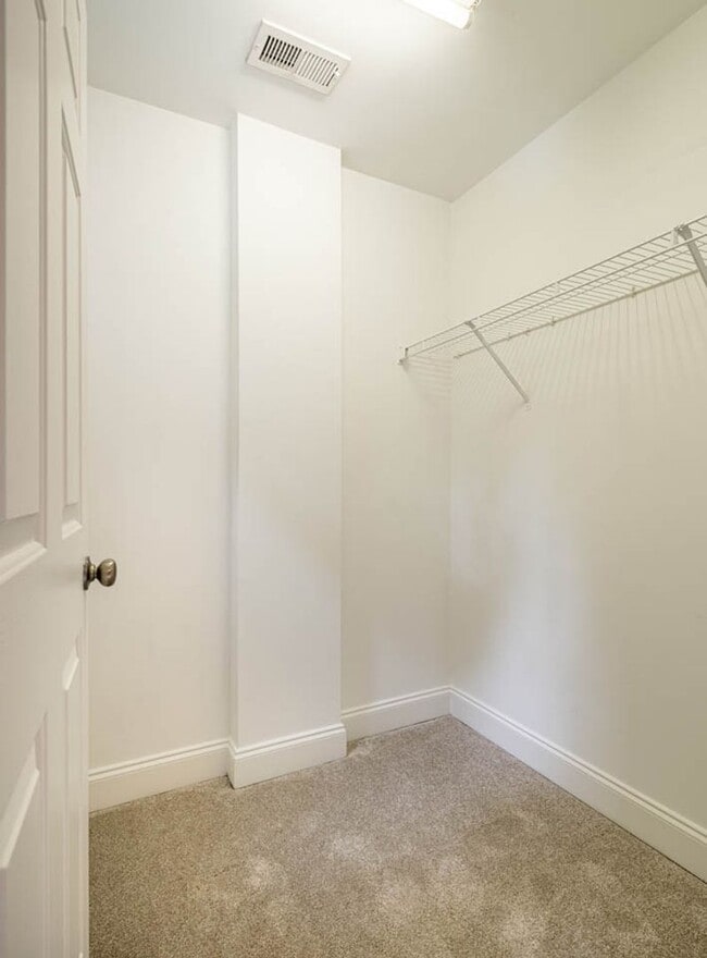 Building Photo - 6301 Grove Estates Ter