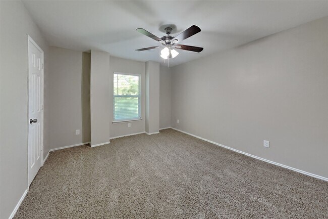 Building Photo - 15610 Manorford Ct