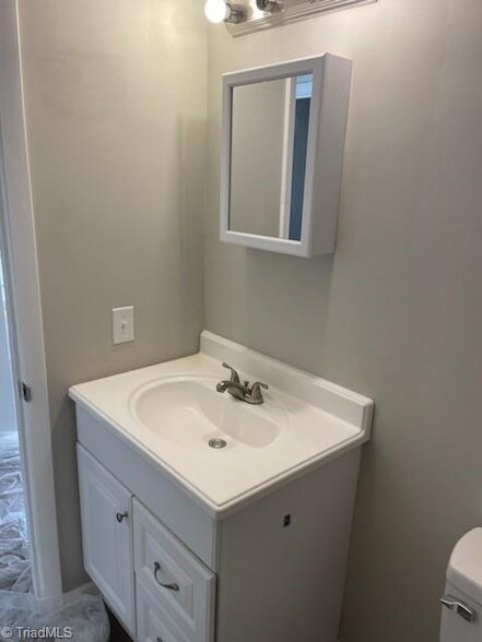 Building Photo - 1471 US-52