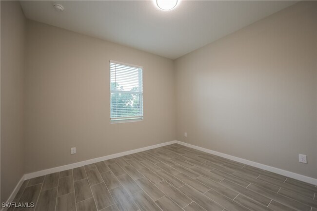 Building Photo - 3204 66th St W