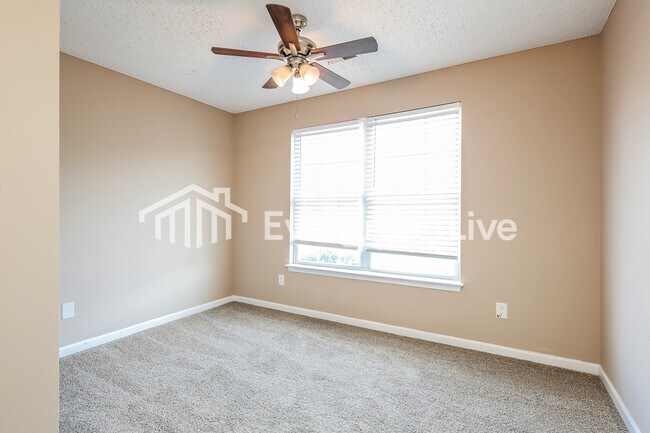 Building Photo - coming soon