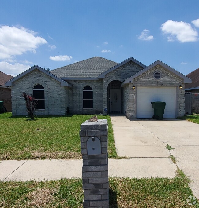 Building Photo - 917 W Toffee Dr