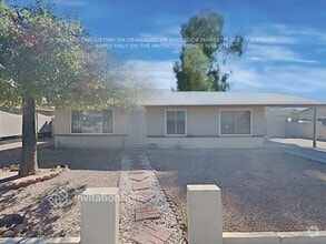Building Photo - 615 E Laredo St