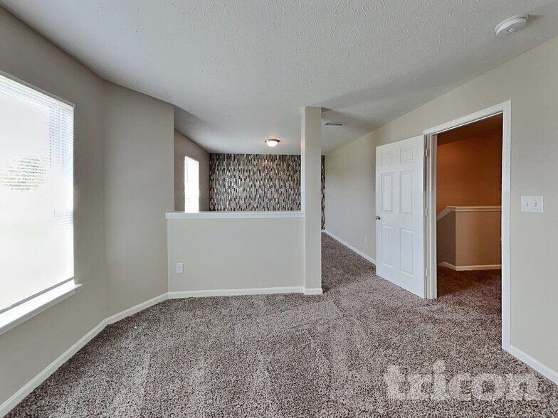 Building Photo - 5162 Sandwood Dr