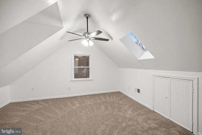 Building Photo - 7213 Tyler Ave