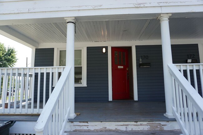Building Photo - 172 Fruit Hill Ave
