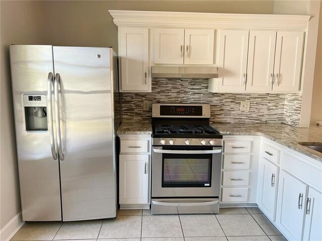 Building Photo - 4745 Carversham Way