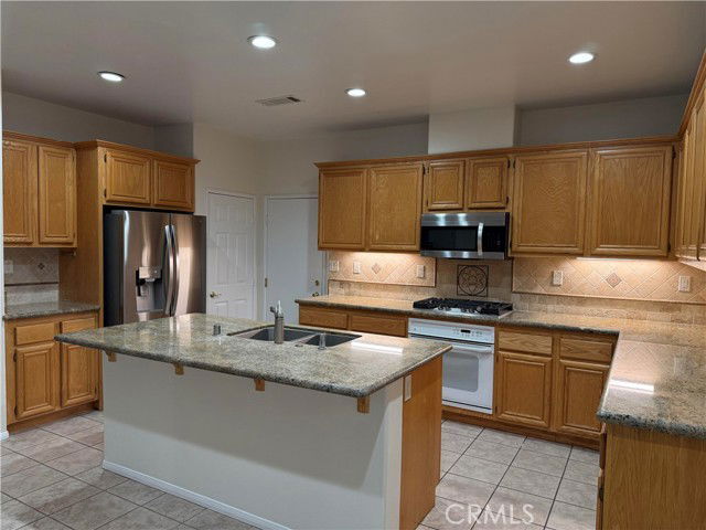 Building Photo - 26574 Oakdale Canyon Ln