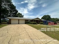Building Photo - 201 San Juan Dr
