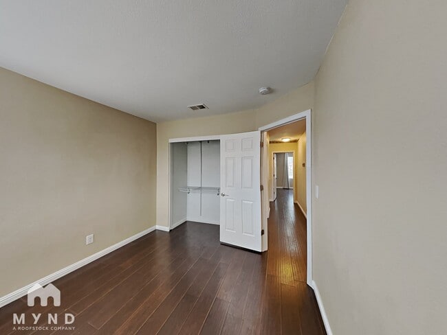 Building Photo - 1728 Matador Way