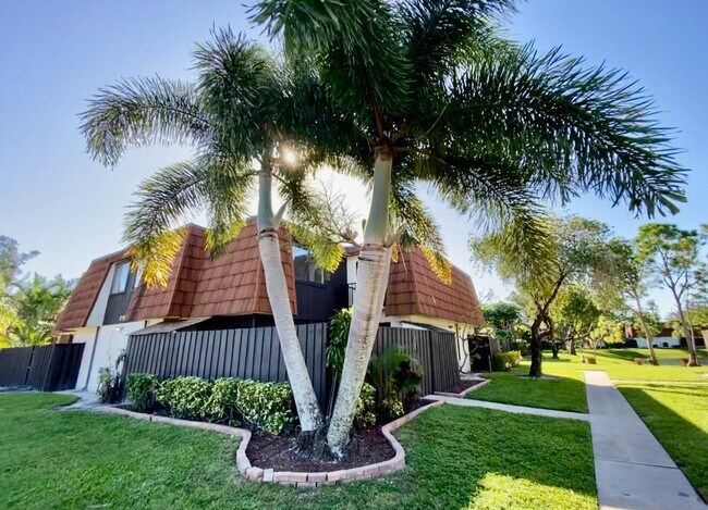 Primary Photo - 2191 White Pine Cir