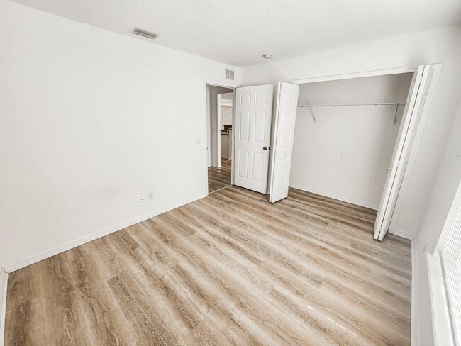 Building Photo - 151 Carmelite Ave NW