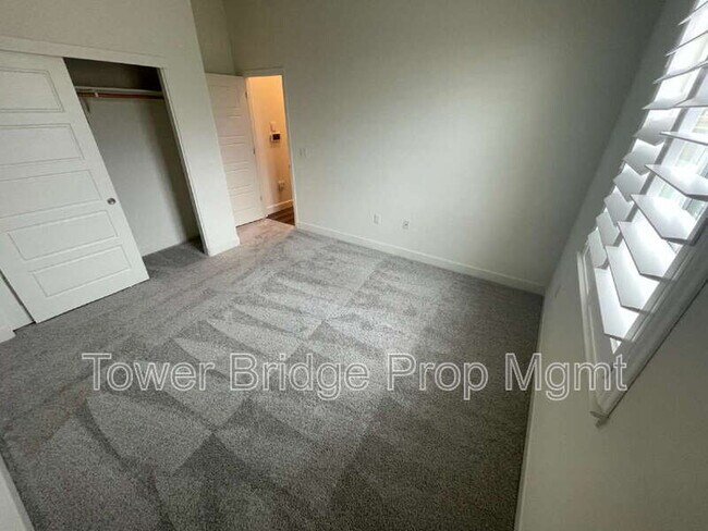 Building Photo - 5603 Drifton Way