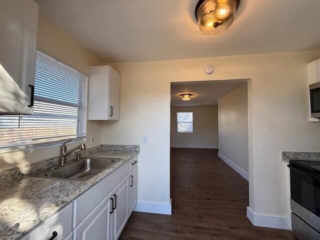 Building Photo - 904 4th St