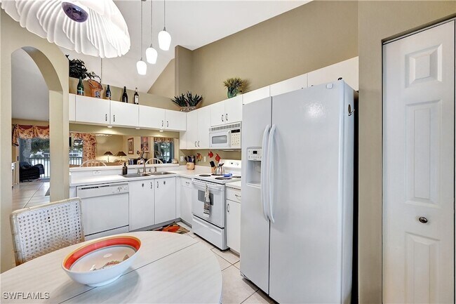 Building Photo - 6496 Huntington Lakes Cir