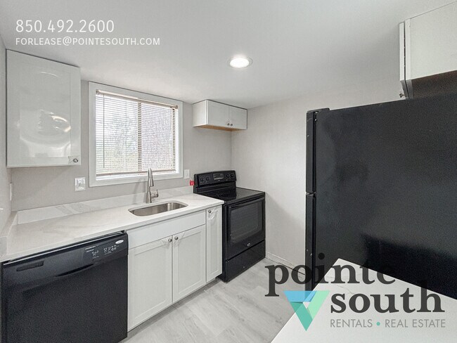 Primary Photo - 28520 2nd St