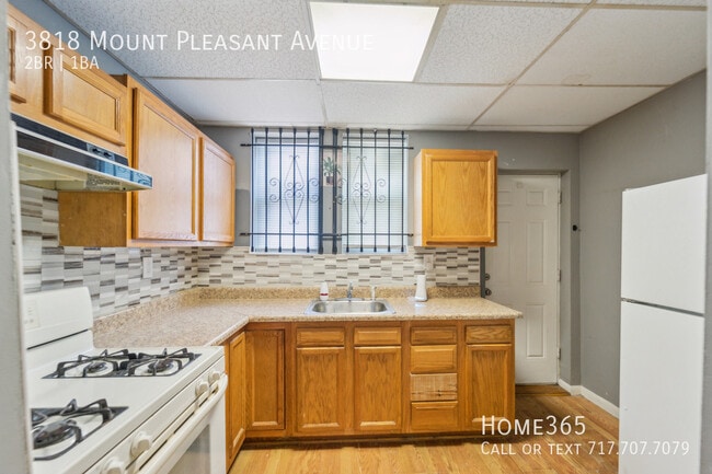 Building Photo - 3818 Mt Pleasant Ave