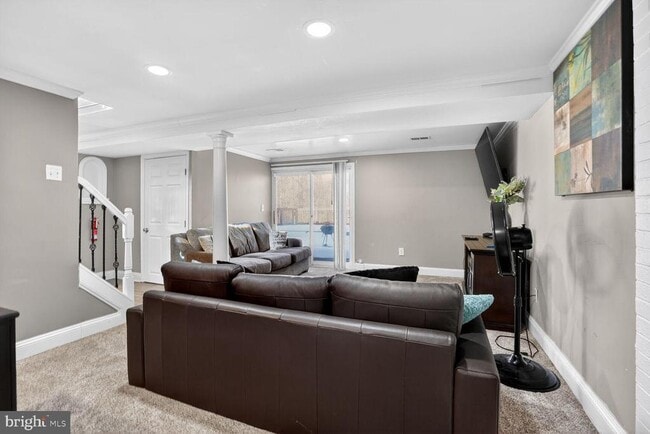 Building Photo - 4854 Langer Ln