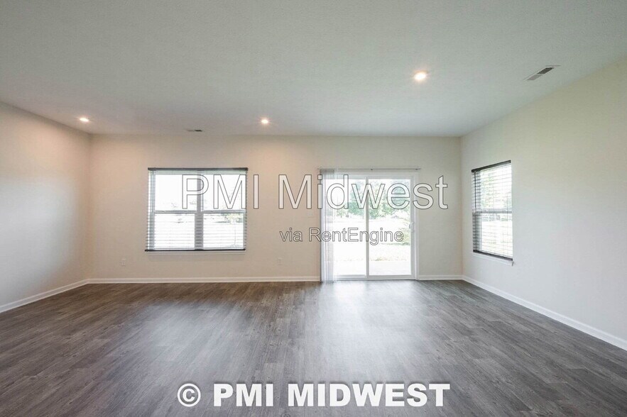 Building Photo - 10828 Penwell Wy