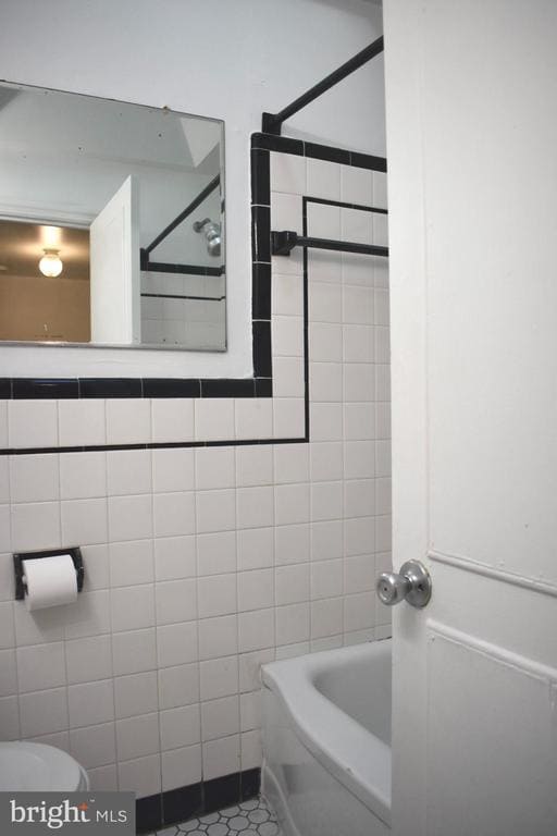 Building Photo - 7305 Woodcrest Ave