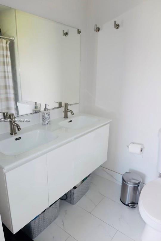 Building Photo - 16755 Hemingway Dr