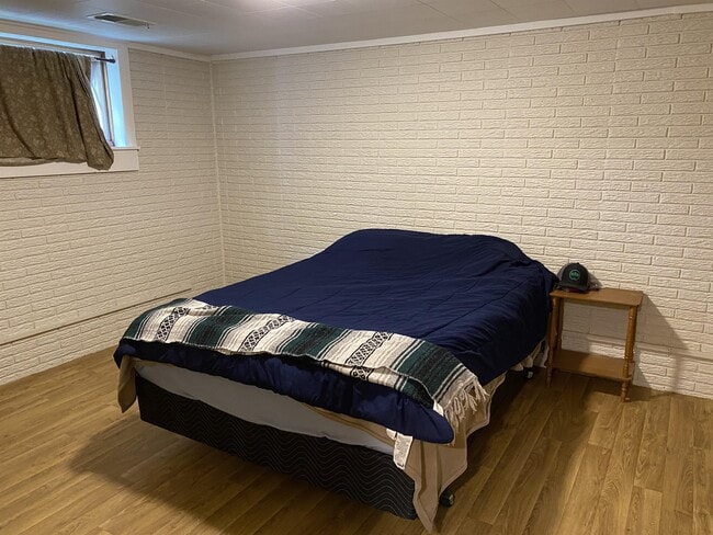 Building Photo - 1915 Mayfair St