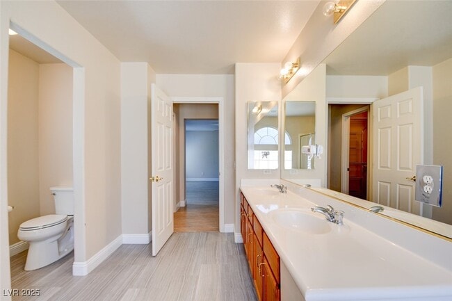 Building Photo - 10776 Teton Village Ct