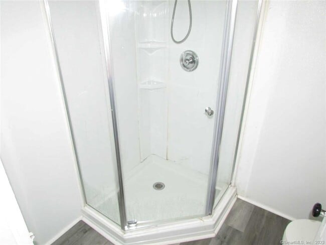 Building Photo - 93 E Elm St