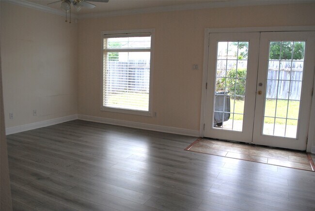 Building Photo - 3910 Starbridge Pointe Ln