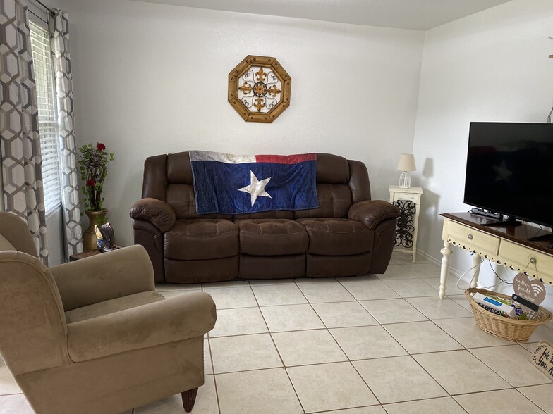 Cozy living room. - 6748 Trail Lake Dr