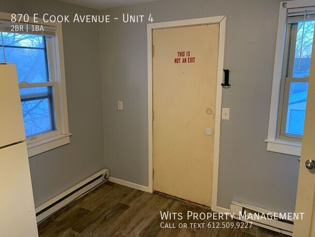 Building Photo - 870 Cook Ave E
