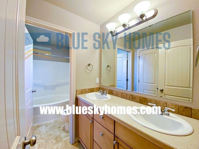 Building Photo - 3417 S Murlo Way