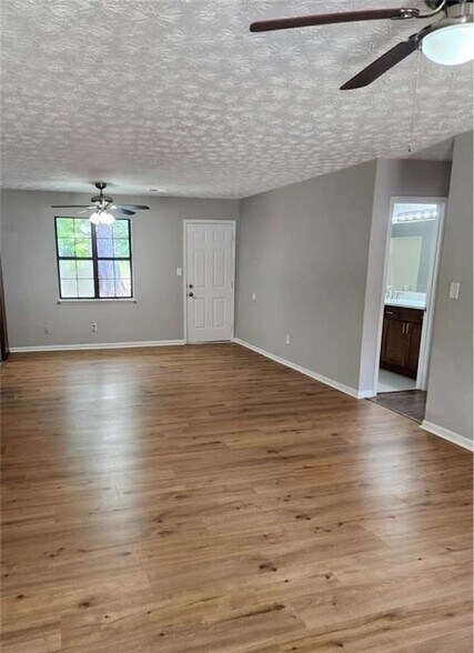 Building Photo - 232 Greensprings Terrace