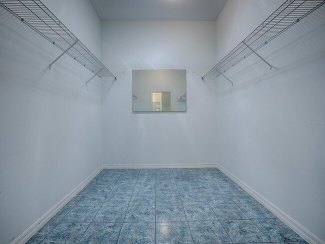 Building Photo - 17037 SE 76th Creekside Cir