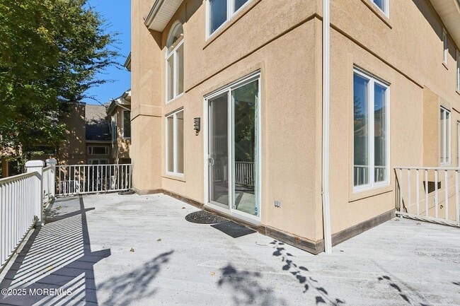 Building Photo - 211 Piper's Landing Ct