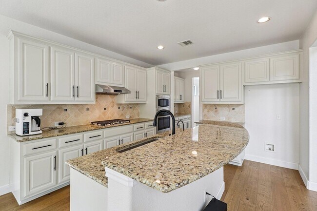 Building Photo - 12604 Tierra Grande Trail