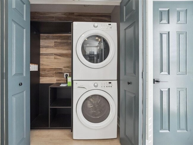 Building Photo - 6939 Pasturelands Pl