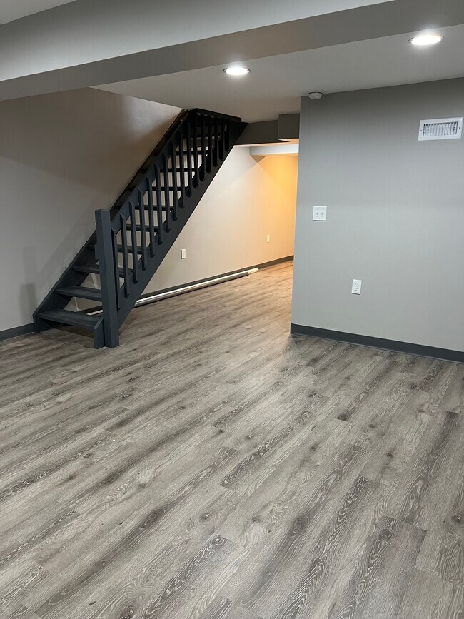 Building Photo - 4920 Drayton Rd