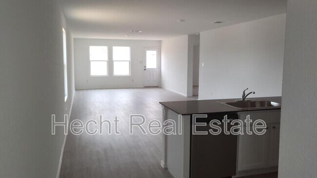 Building Photo - 5911 Coahulia Rdg