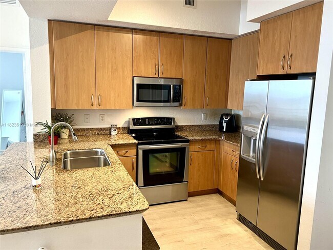Building Photo - 1830 Radius Dr
