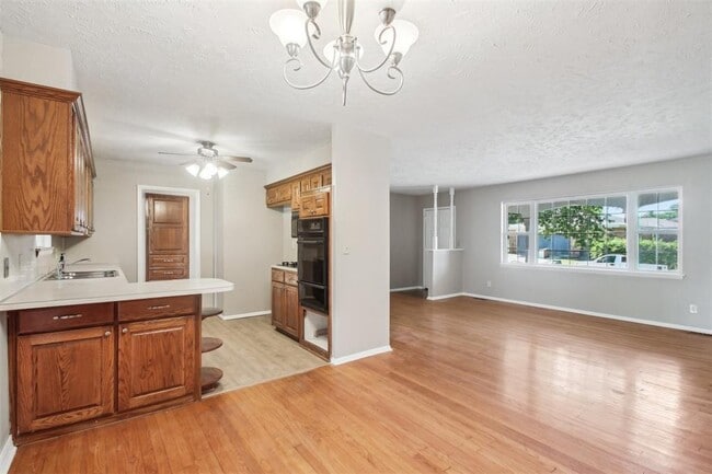 Building Photo - 309 Sherri Ln