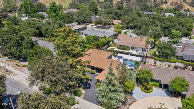 Building Photo - 2030 N Altadena Dr