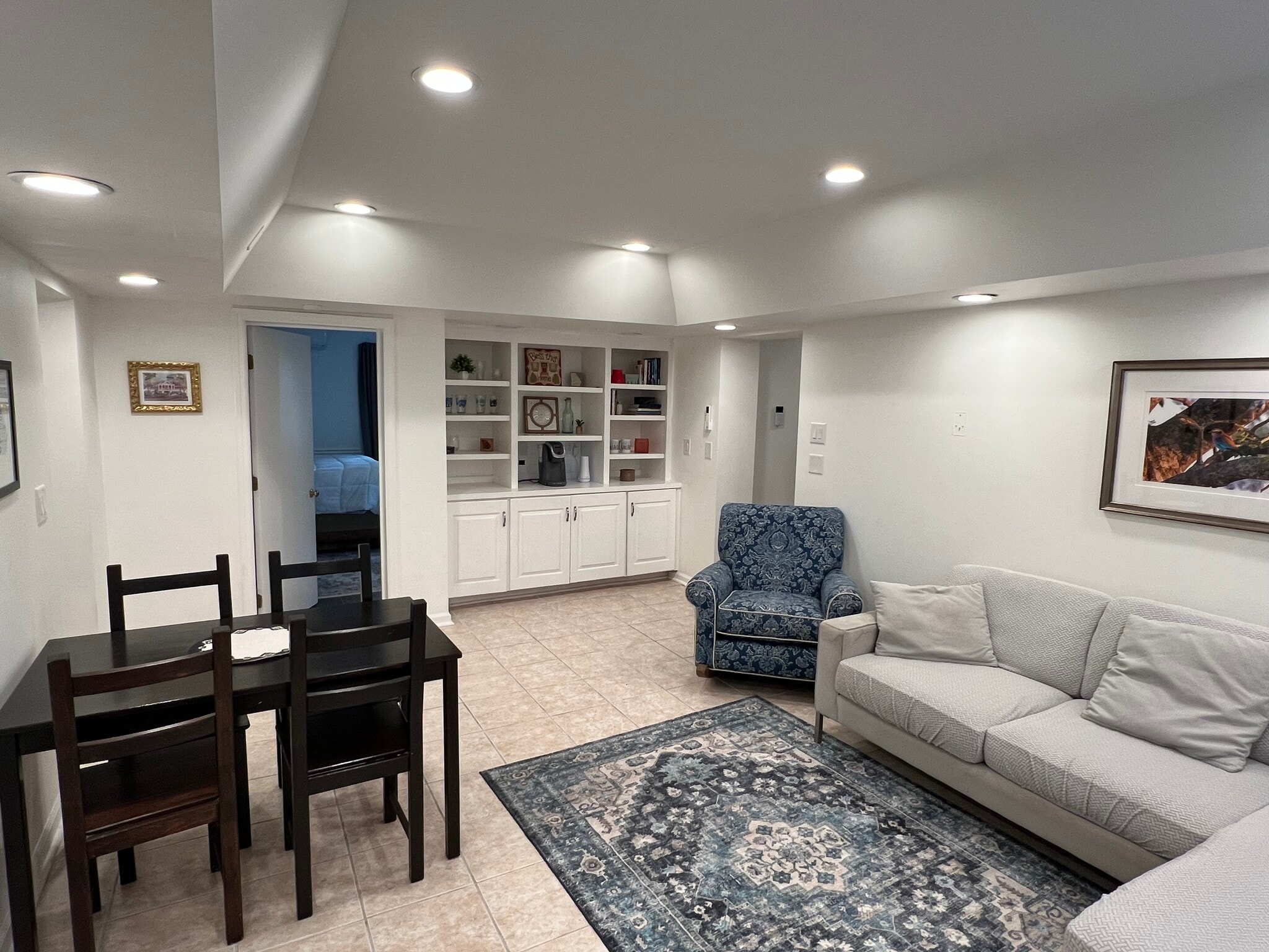 Building Photo - 2675 Acorn Ave NE