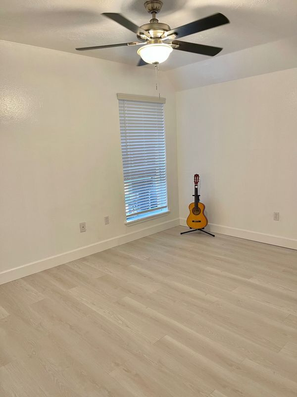 Building Photo - 3400 Timmons Ln